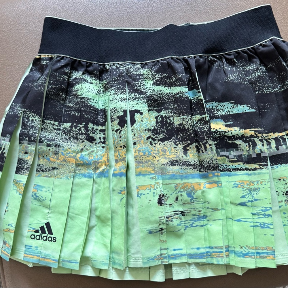 Adidas Abstract Green and Black Skirt